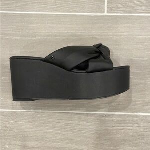 Circus by Sam Edelman Black Platform Slides